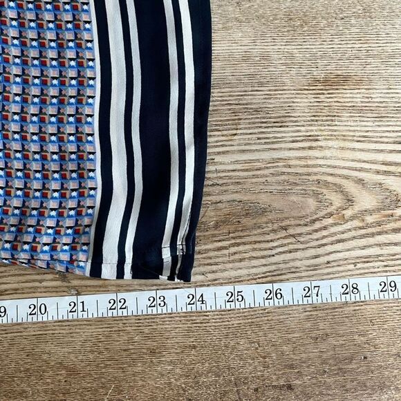 Violet + Claire Geometric Blouse Top Multicolor Career Casual Size M Coastal - Picture 6 of 6